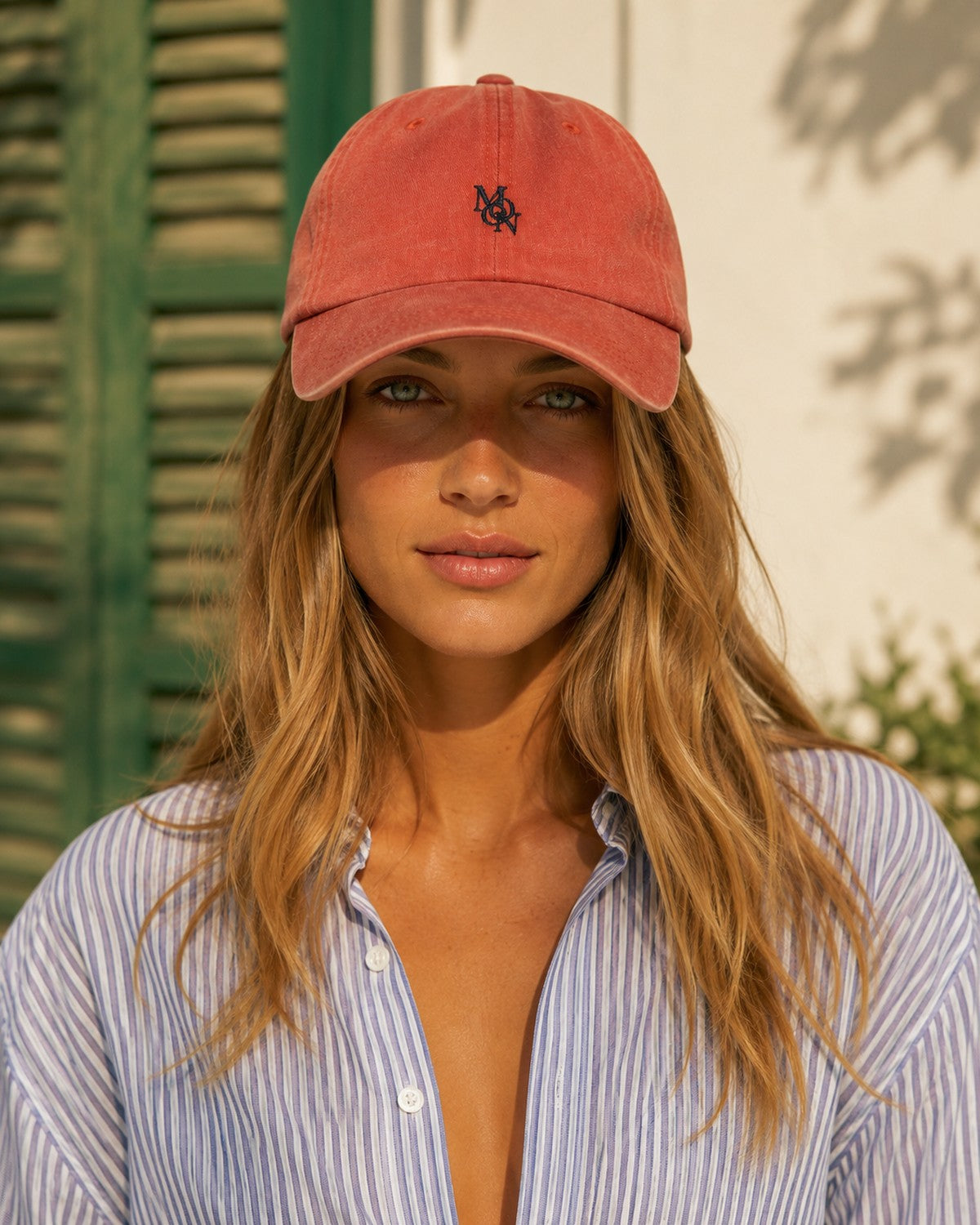 Gorra Hamptons Coral — modelo